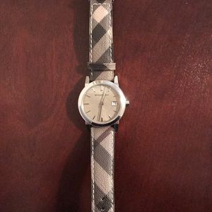 NWT authentic Burberry watch